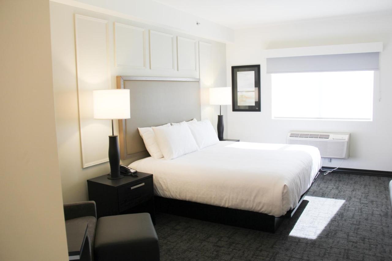 Best Western Plus Winkler Exterior photo