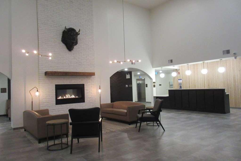 Best Western Plus Winkler Interior photo